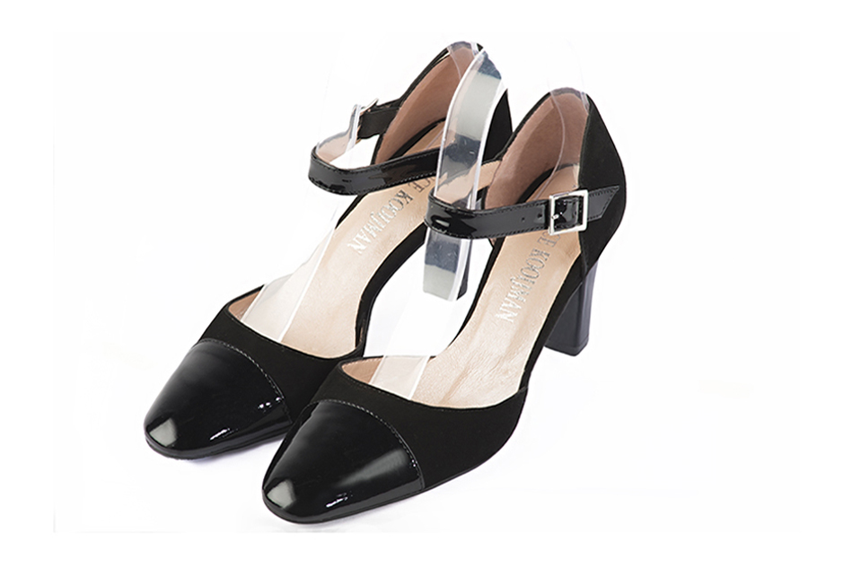 Women's gloss black and matt black open side dress shoes, with an instep strap. Round toe. High kitten heels - Front view